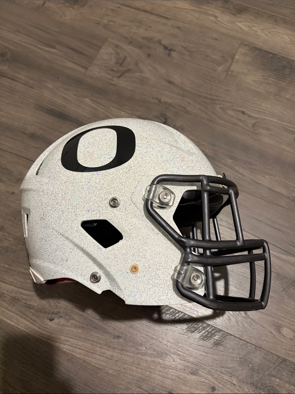 Oregon Ducks White Sparkle Football Helmet with Black 'O' Logo